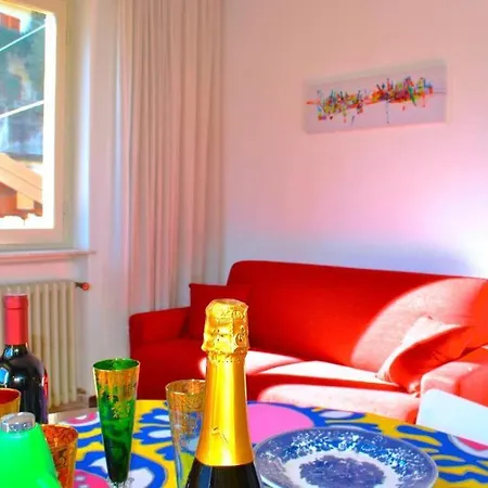 Apartment The Flamingo - With View Sala Comacina